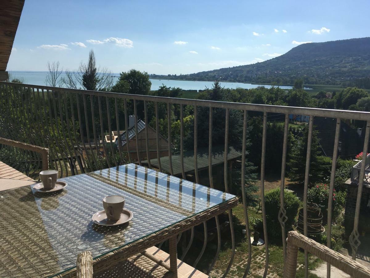 Sipos Borhaz Es Vendeghaz Hotell Badacsonyörs Eksteriør bilde